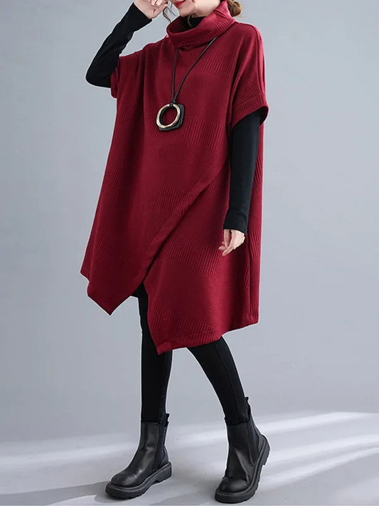 Bega – Robe fluide à col haut asymétrique