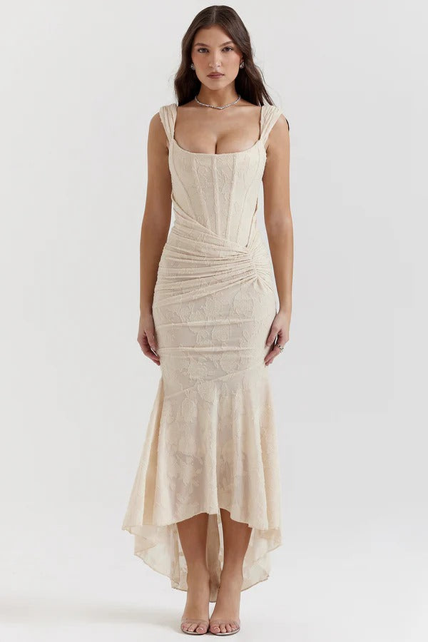 Margot – Robe longue sans manches à la coupe sirène élégante
