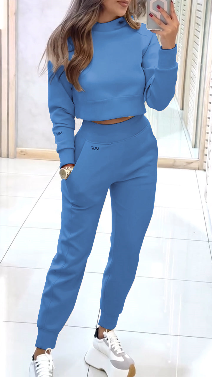 Monica - Ensemble pantalon et pull à col roulé