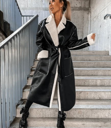 Irina - L’élégance d’un manteau au style moderne