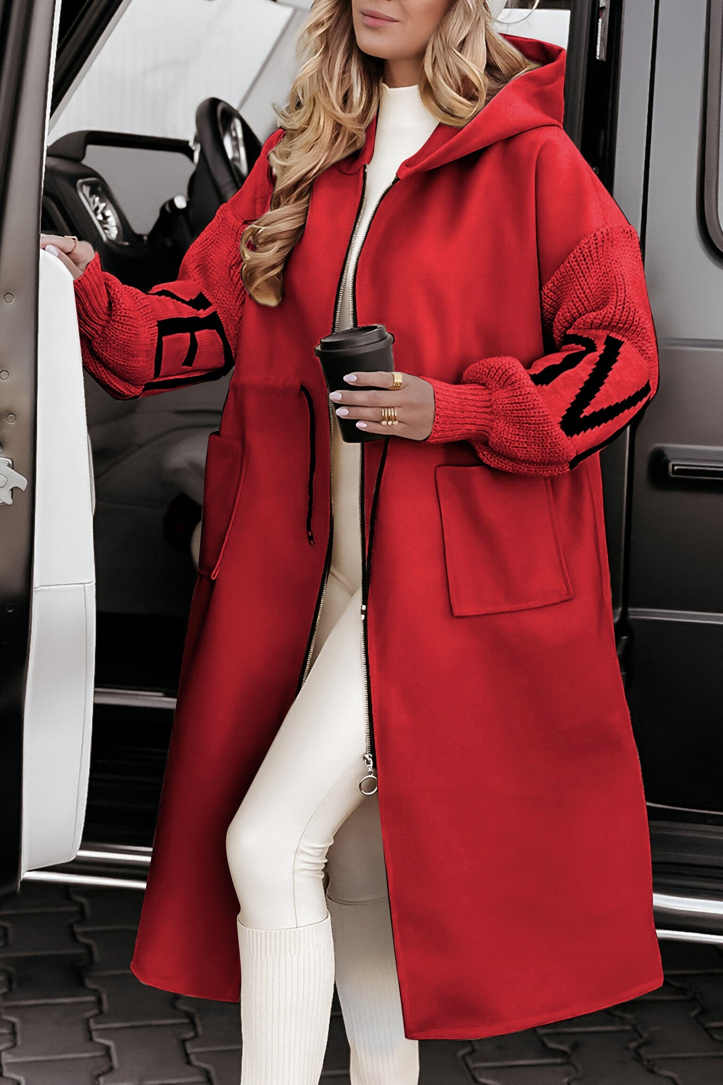 Cheila – Manteau long à capuche au style épuré
