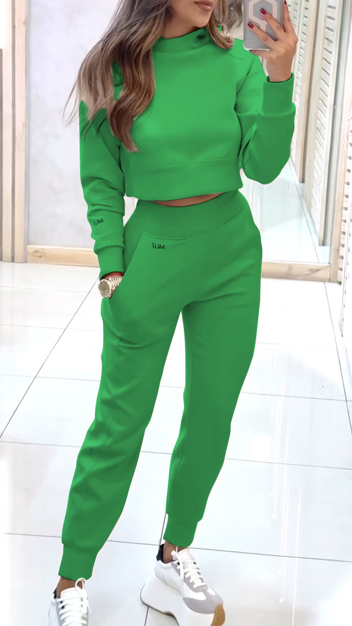 Monica - Ensemble pantalon et pull à col roulé