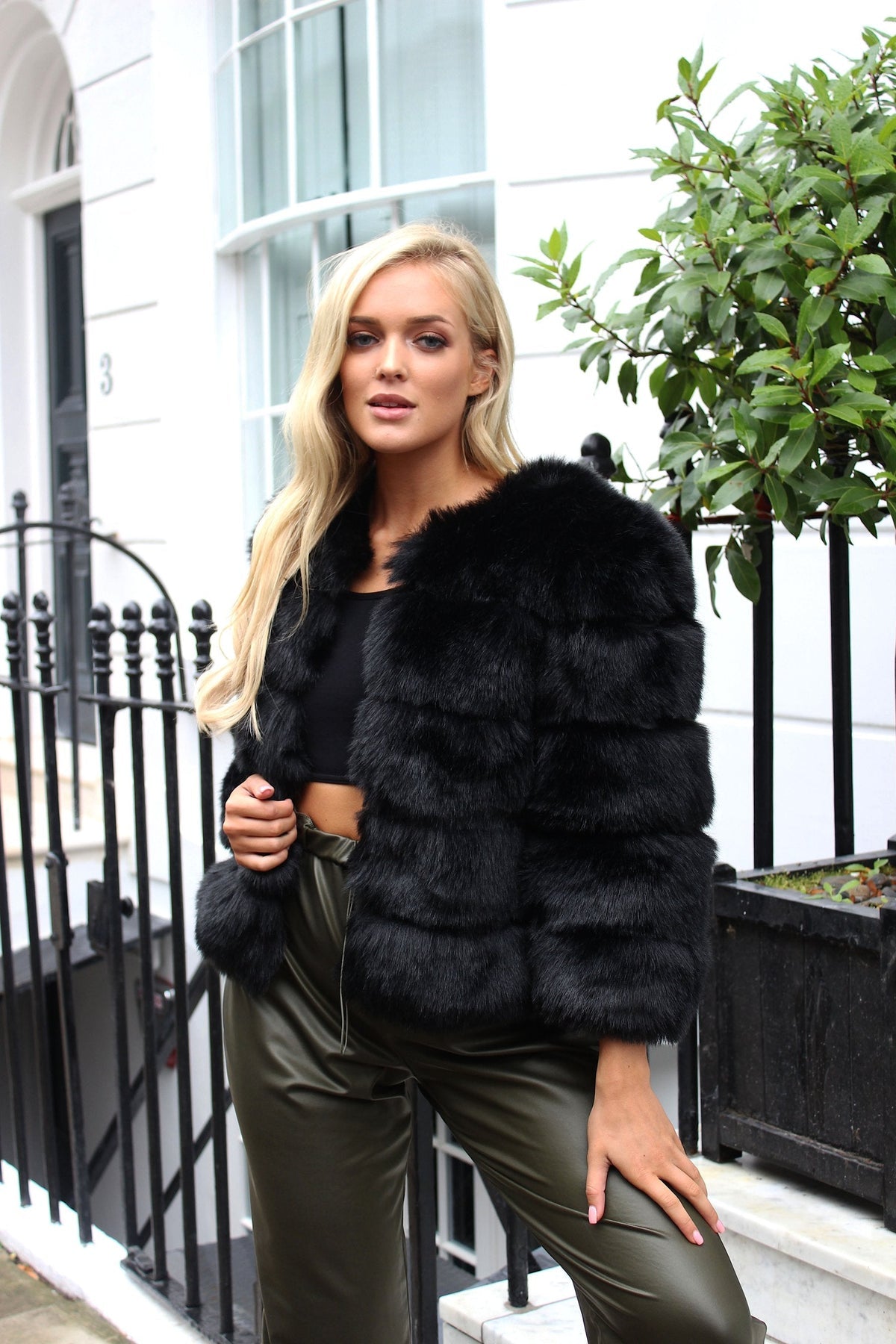 Nila - Veste en Cuir Synthétique Élégante