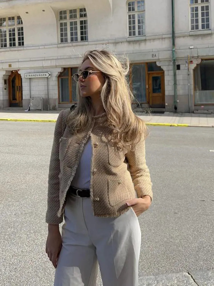 Asia – Veste structurée au style raffiné