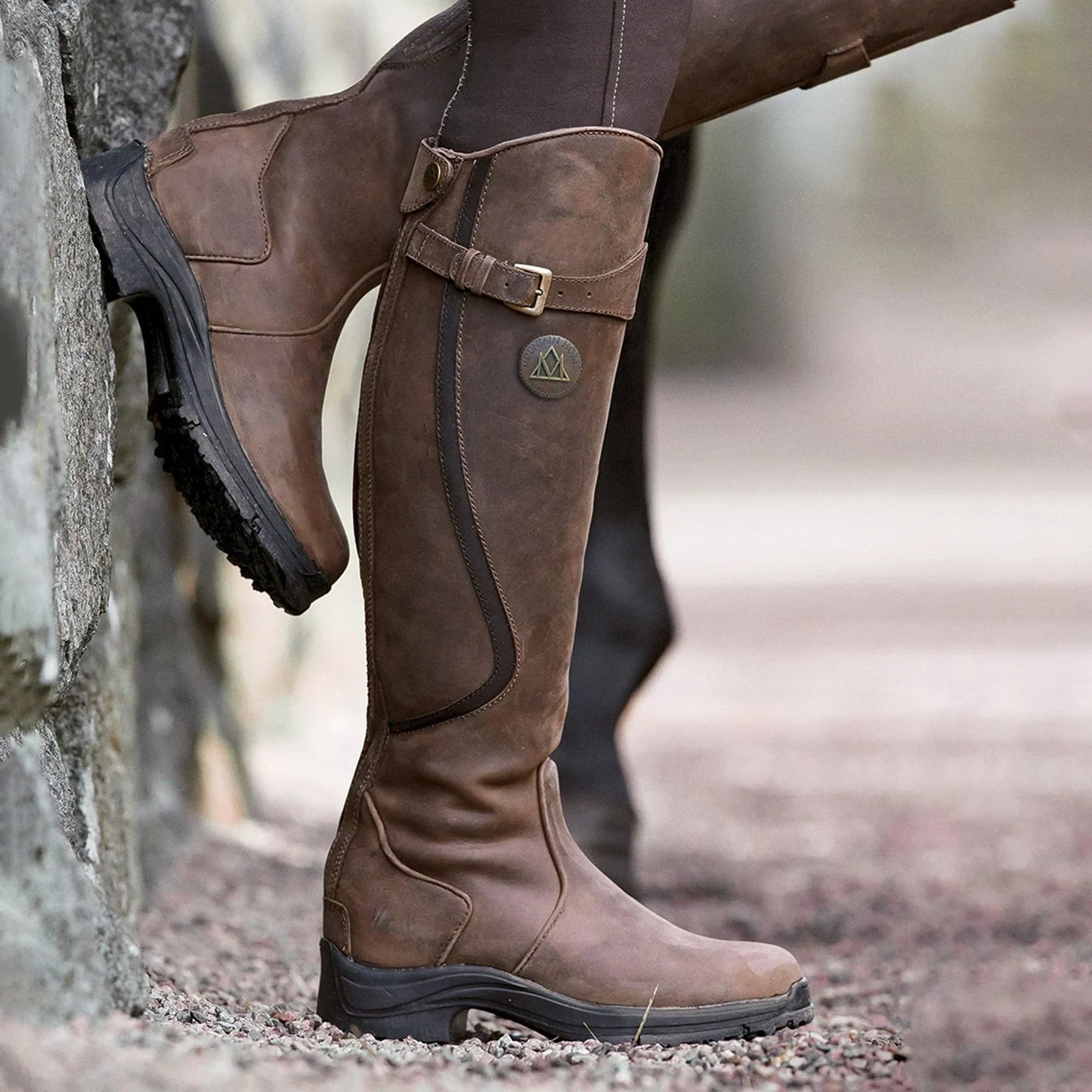 Cira - Bottes hautes au style féminin intemporel