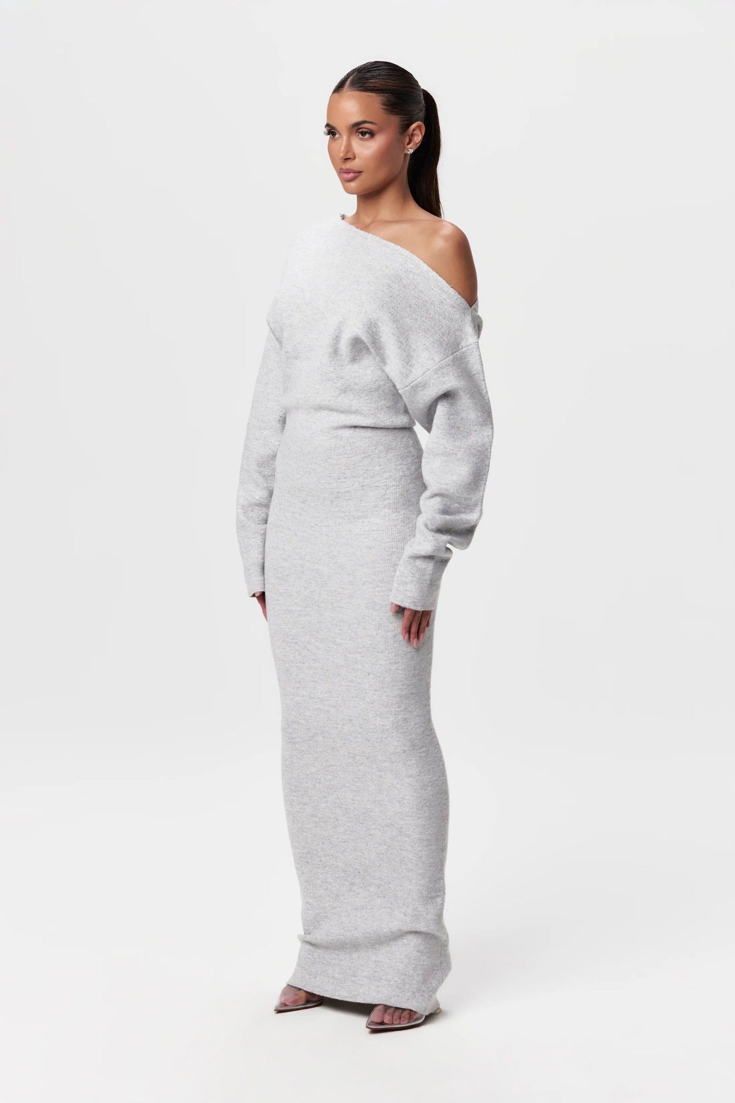Thais - Robe longue style pull à épaules dénudées