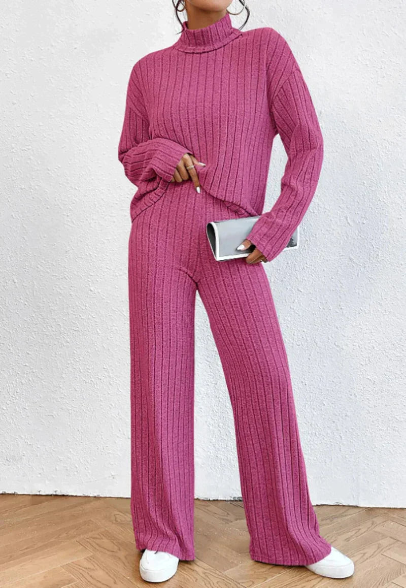 Leia - Ensemble à Deux Pièces : Pantalon et Pull Col Roulé