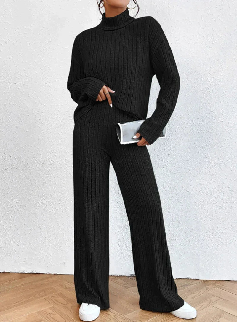 Leia - Ensemble à Deux Pièces : Pantalon et Pull Col Roulé