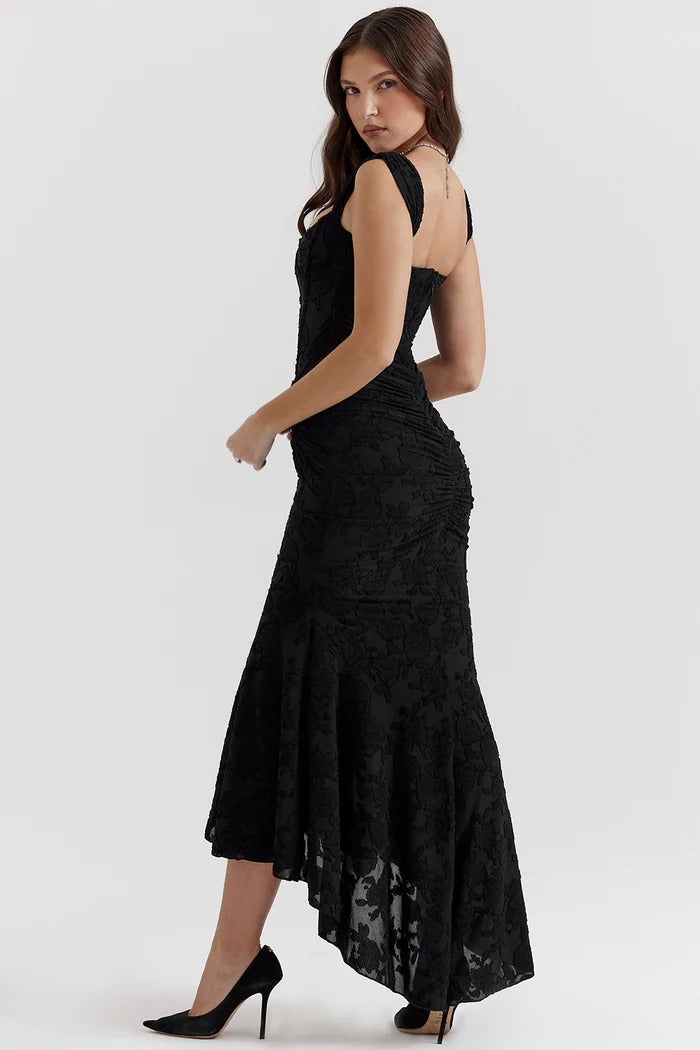 Margot – Robe longue sans manches à la coupe sirène élégante