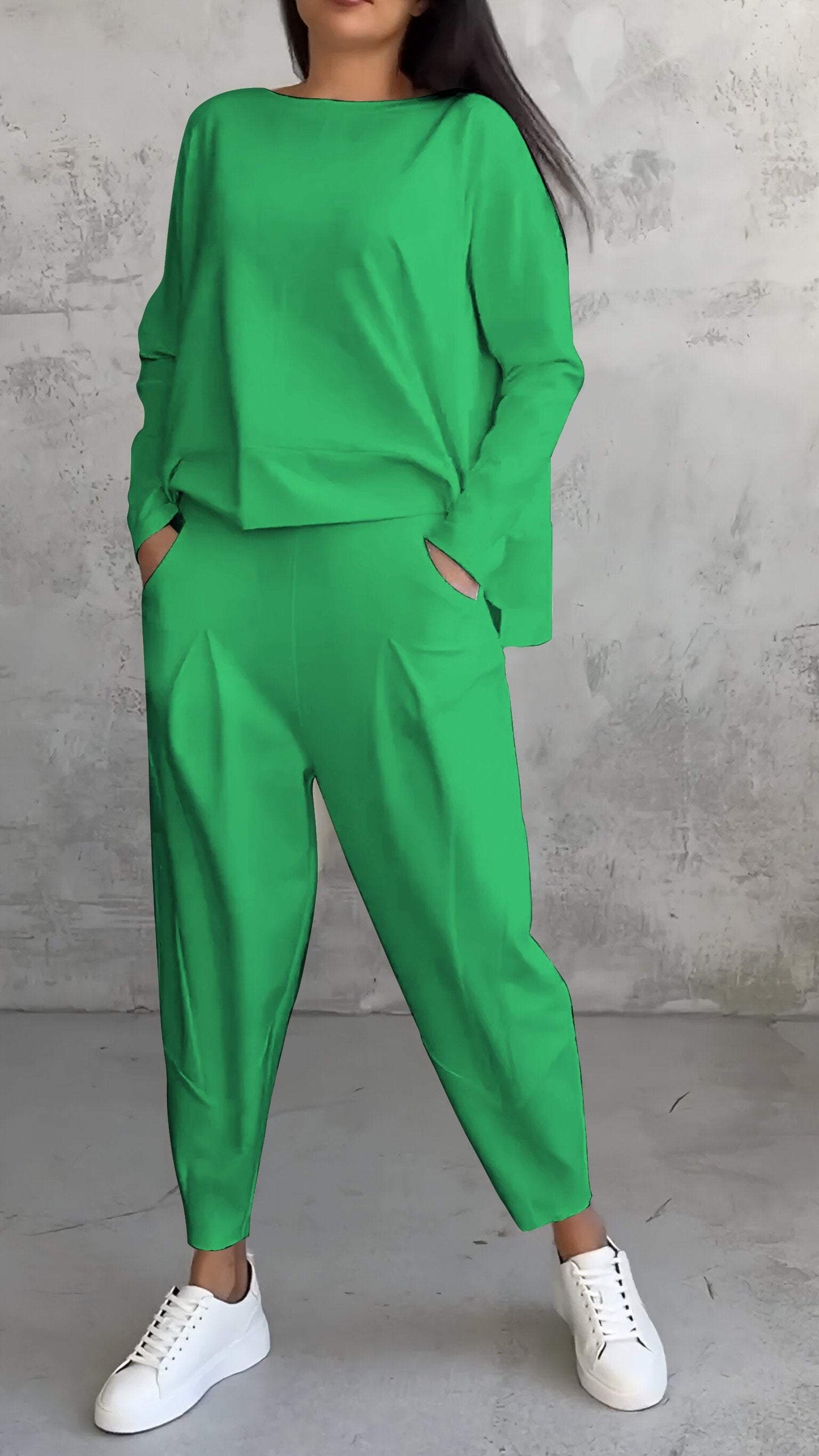 Annie - Ensemble T-shirt et Pantalon pour un Look Moderne