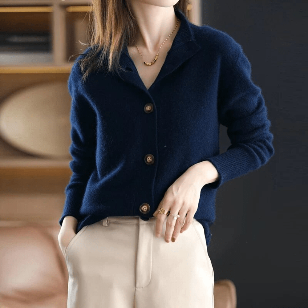 Jeza – Gilet raffiné à boutons et toucher doux