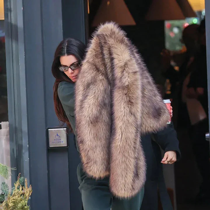 Grace - Veste au style fausse fourrure à effet renard